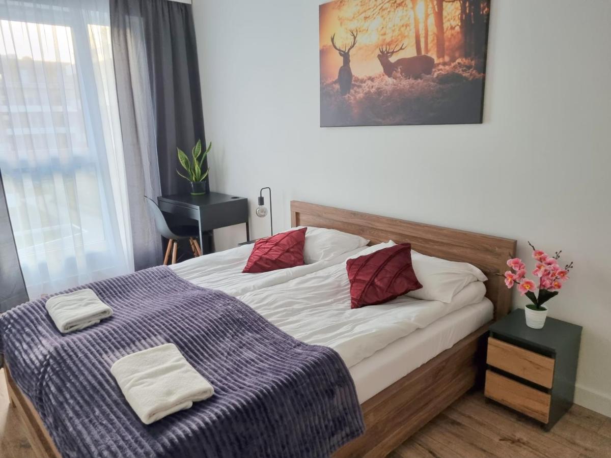 Apartment With 2 Bedrooms & Parking Wroclaw By Noclegi Renters Extérieur photo